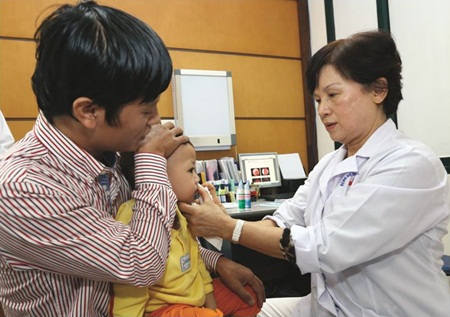 Phó Giáo Sư.Tiến Sĩ Nguyễn Thị Ngọc Dinh, Nguyên Giám đốc Viện tai mũi họng Trung Ương