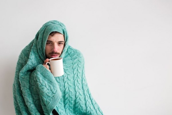 Người có tiền sử bệnh hô hấp, sức đề kháng kém cũng dễ mắc viêm xoang bướm