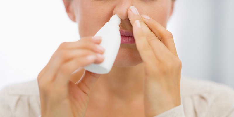 Sử dụng các thuốc thông mũi giúp cải thiện tình trạng tắc nghẹt mũi
