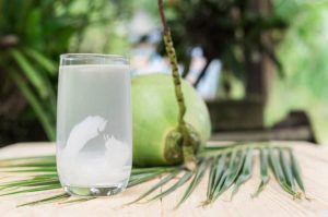 nước dừa tốt cho người viêm họng