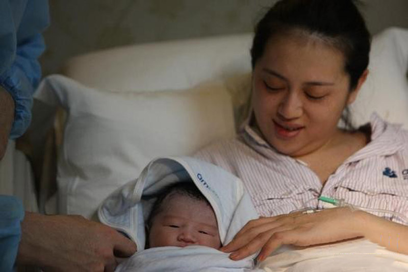 Khi đã có con chị Thảo chia sẻ lại hành trình chữa viêm họng khi mang thai của mình