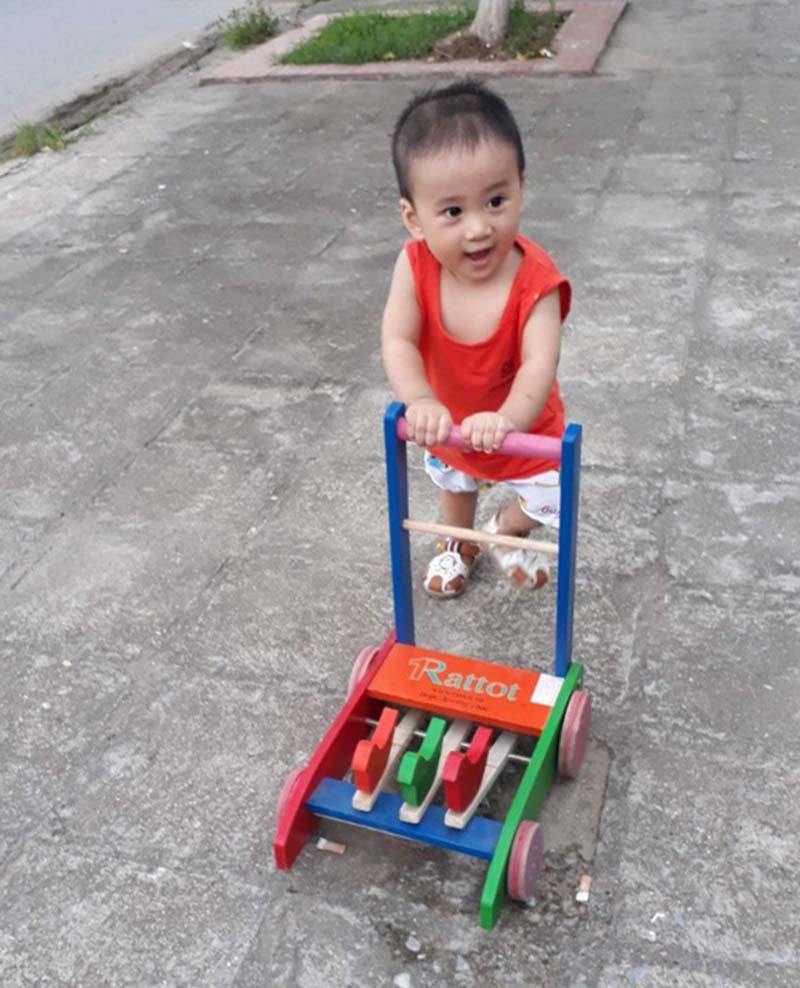 Con khỏe mạnh sau 3 tháng dùng Thanh hầu bổ phế thang Con khỏe mạnh sau 3 tháng dùng Thanh hầu bổ phế thang
