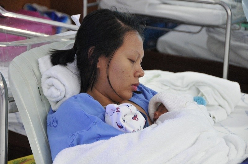 "Nhờ bài thuốc Đông y, mình đã khỏi ho hoàn toàn và sinh Nhím an toàn" "Nhờ bài thuốc Đông y, mình đã khỏi ho hoàn toàn và sinh Nhím an toàn"