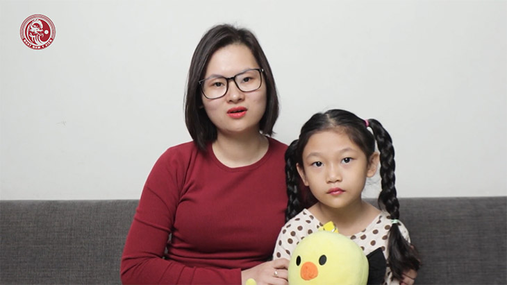 Chị Trang chia sẻ về tình trạng bệnh của con gái